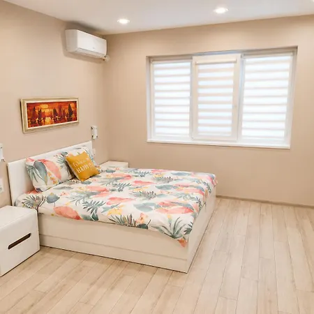 Be Happy 6, Premium In Centre Apartment Ruse